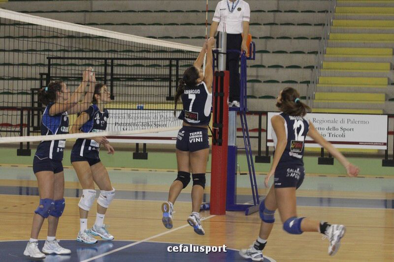 111120 sport2 610_tn.jpg